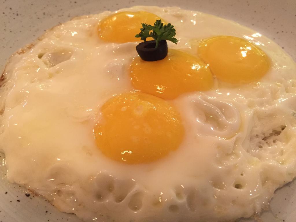 Le Sutra Hotel, Khar, Hotel Mumbai