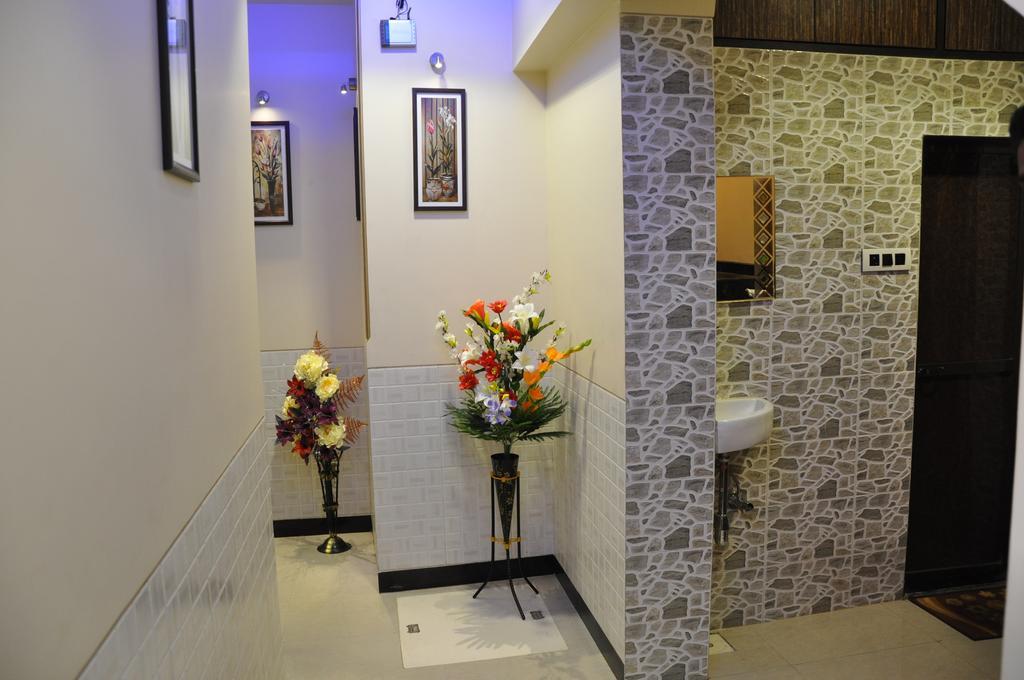 Planet Plaza Hotel 2*