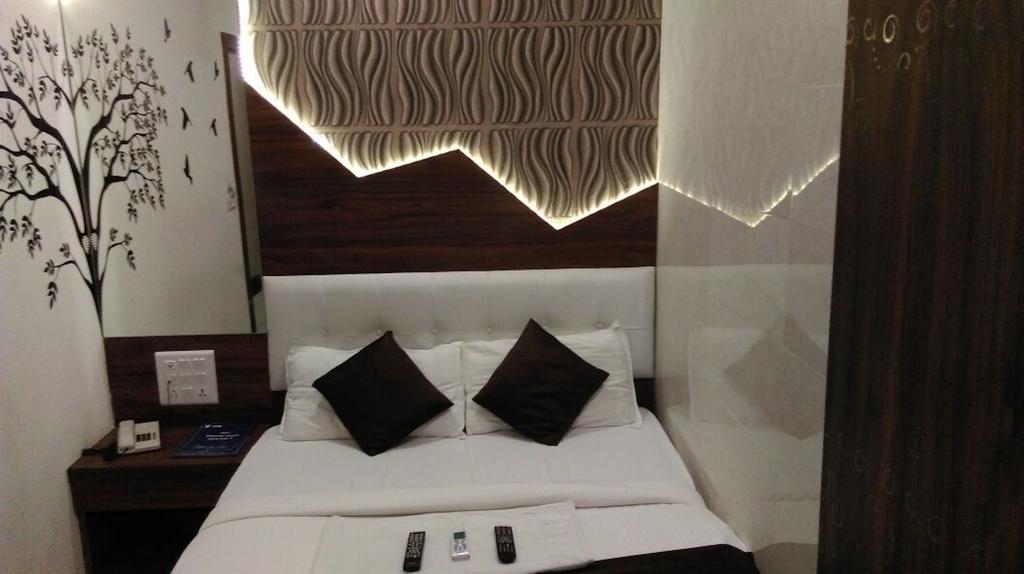 Hotel Palace Residency Hotel Mumbai