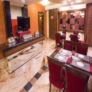 Airport International Hotel