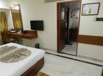 Emerald Htl And Executive 3* Mumbai