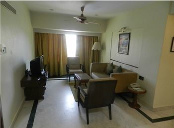 Emerald Htl And Executive Mumbai