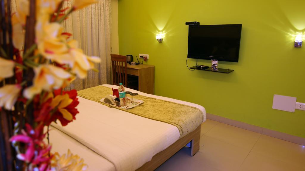Hotel Oyo Premium Mumbai Saki Vihar 3*