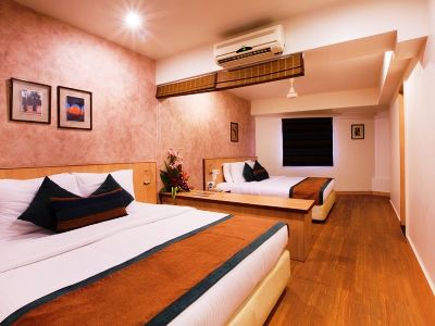 T24 Retro Hotel Mumbai