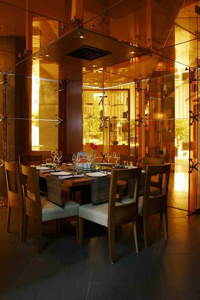Hotel The Regale By Tunga