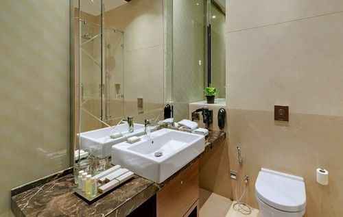 Niranta Airport Transit & Lounge Terminal 2 Arrivals/landside Hotel