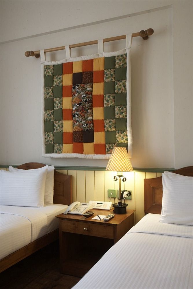 Hotel The Gordon House Hotel, Colaba Mumbai