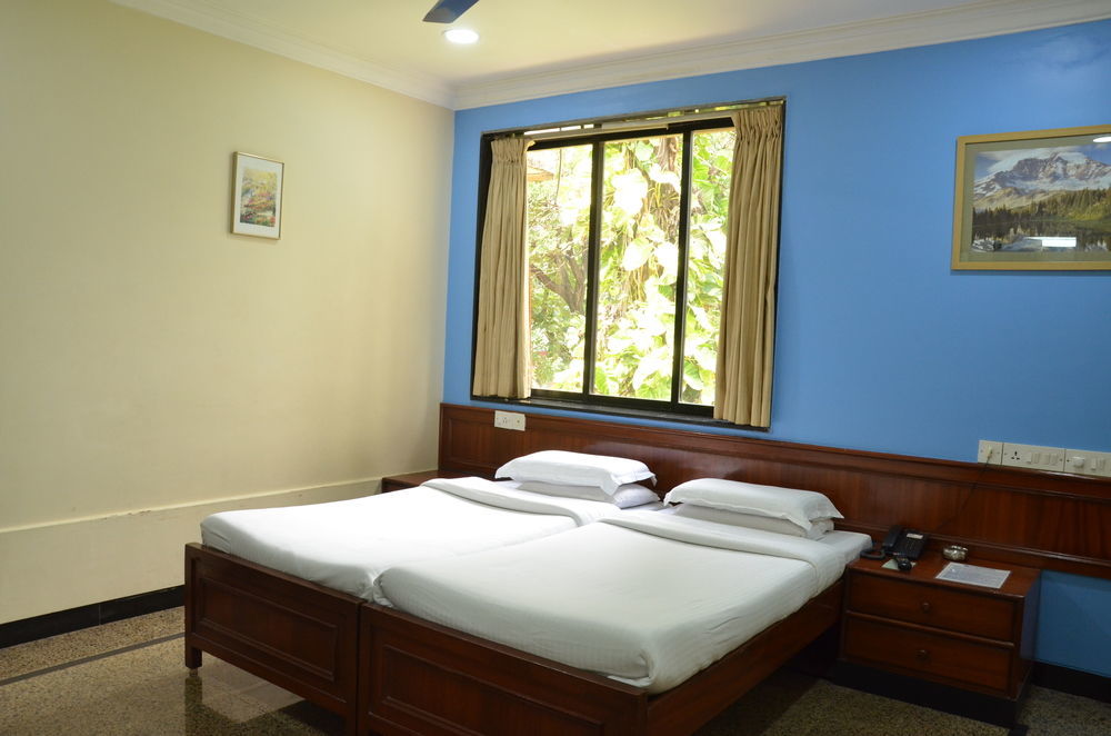Park View, 3*