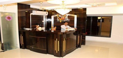 Hotel Daisy Residency