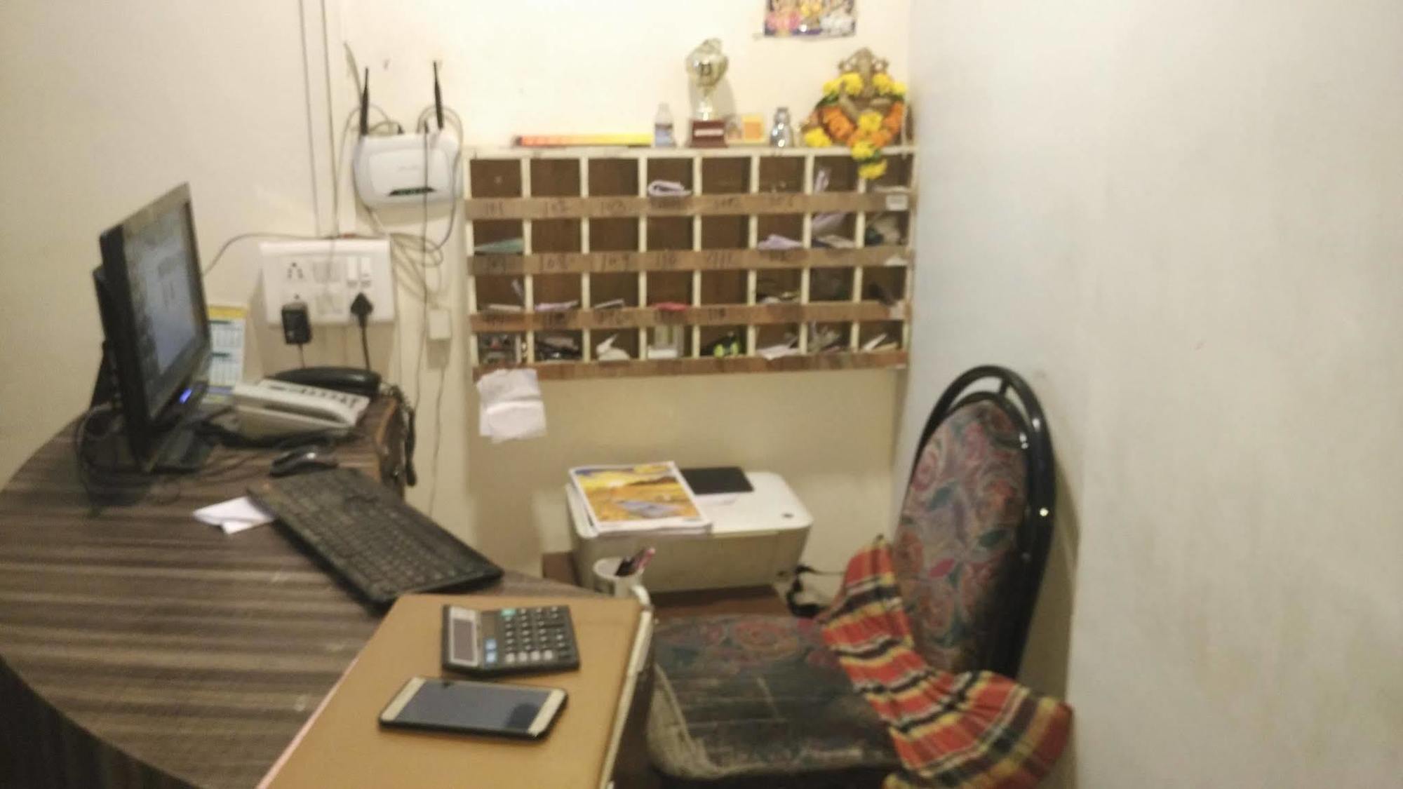 Hotel Kishish Kunj 3*