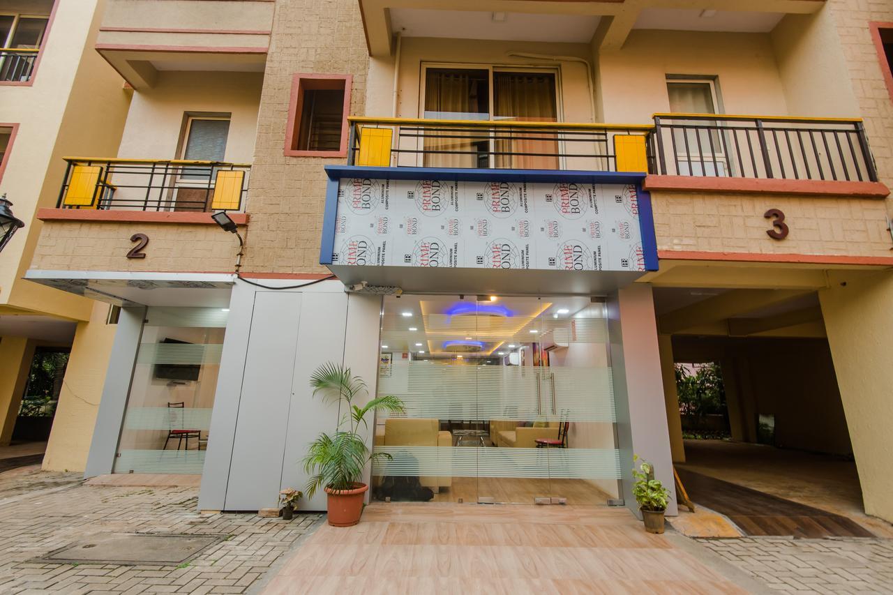 Hotel Oyo 9326 Om Sai Residency 3*