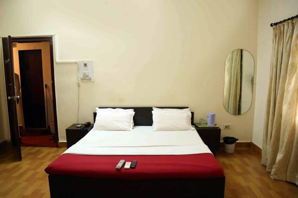 Hotel Kishish Kunj Hotel Mumbai