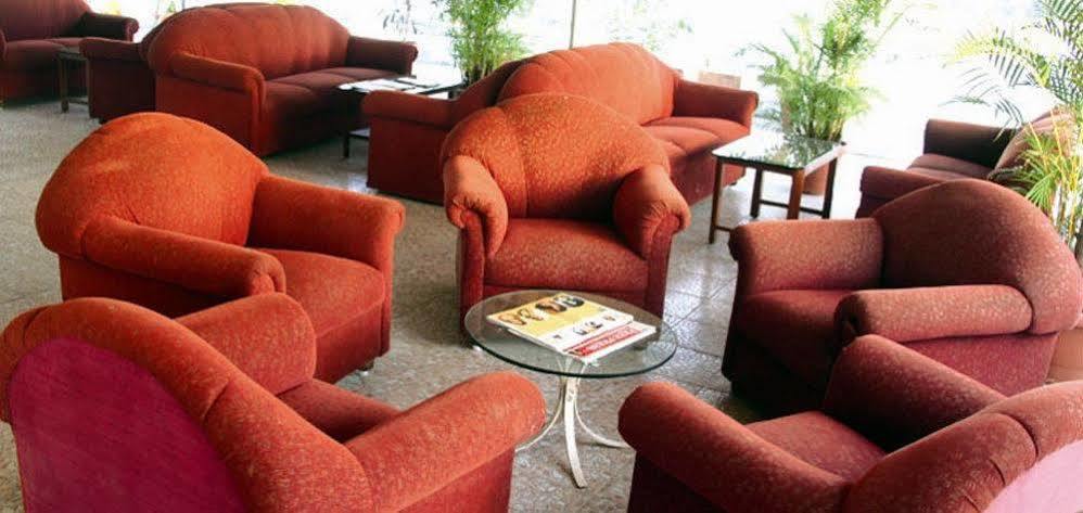 Bharat Avenue 3* Bombaim