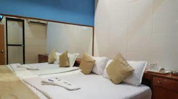 Apartment Shahana &