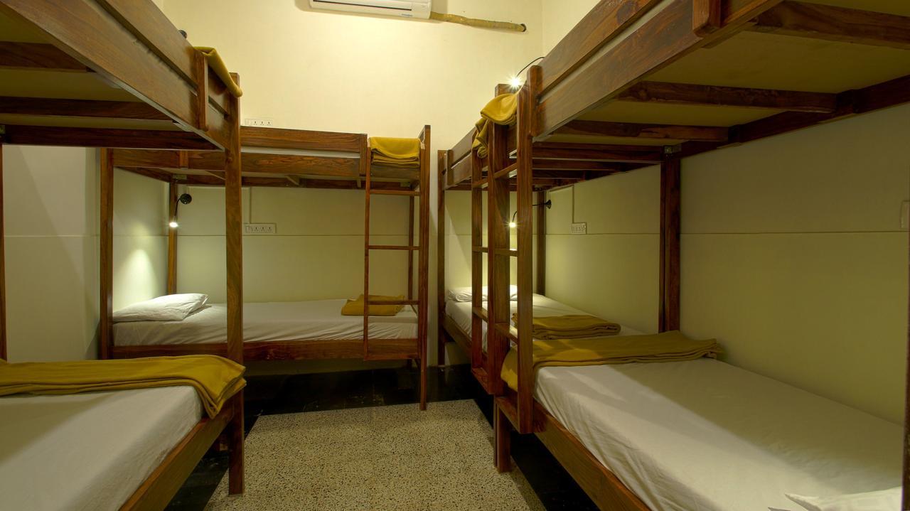 Hostel Horn Ok Please *