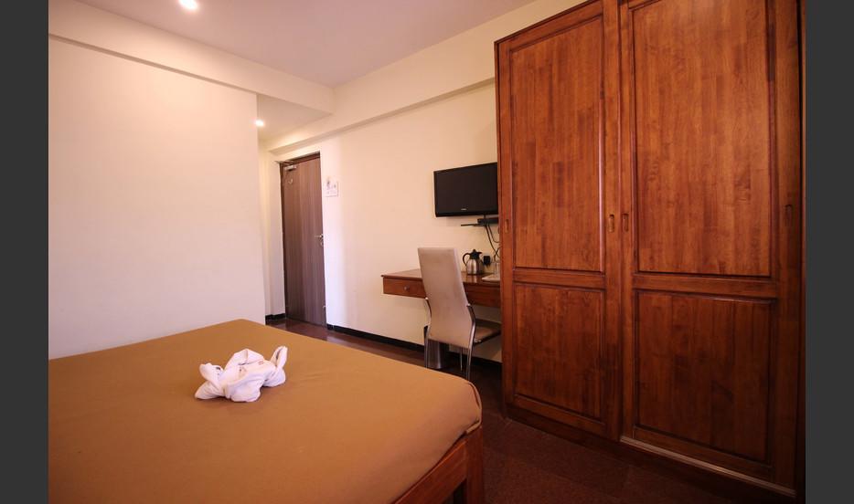 Hotel Maangta 132 @ Parle West Mumbai