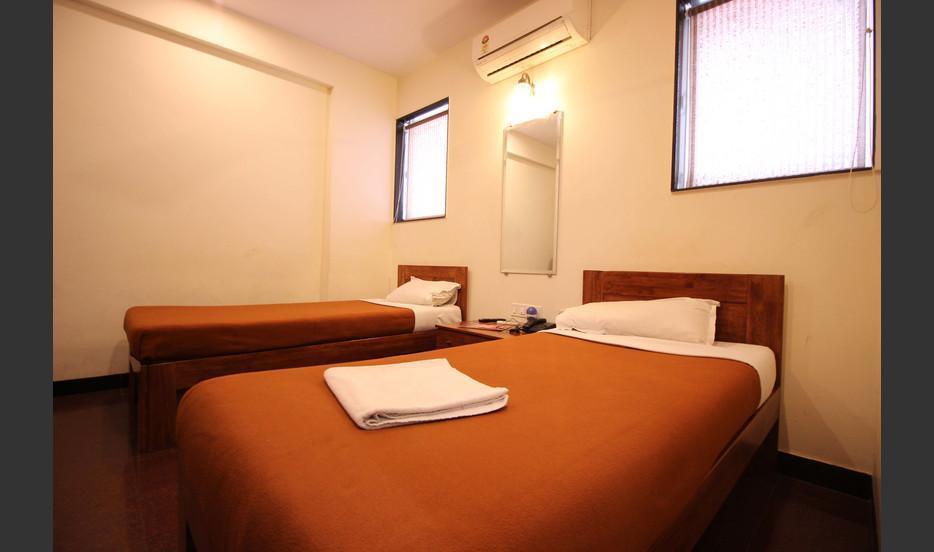 Hotel Maangta 132 @ Parle West Mumbai