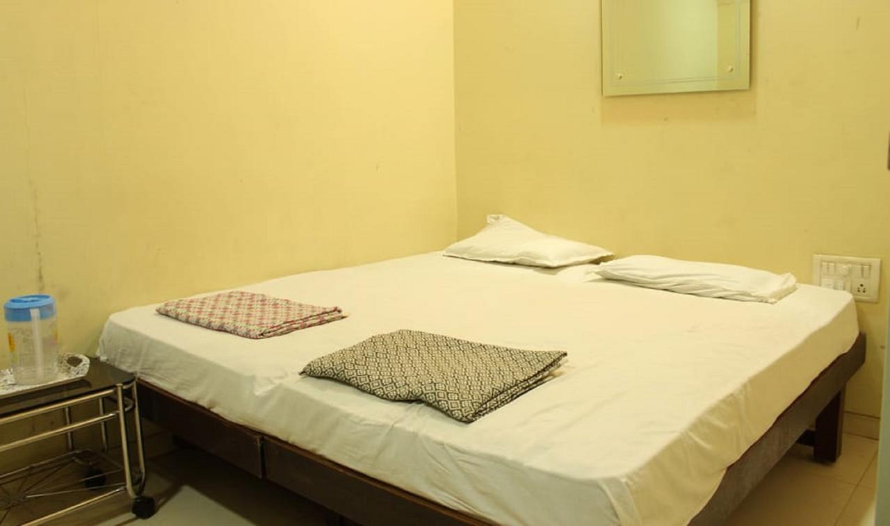 Lodge Kohinoor Mumbai