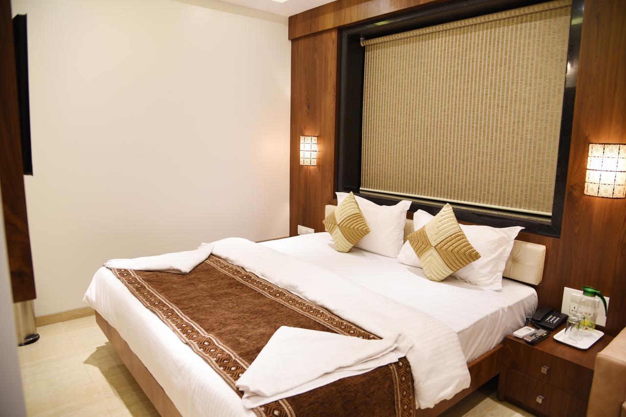 Hotel Flora Fountain,fort 2*