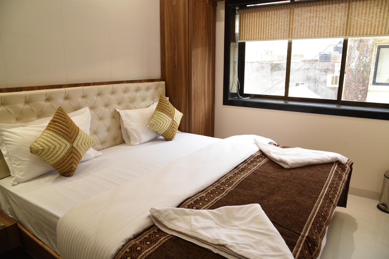 Hotel Flora Fountain,fort 2*