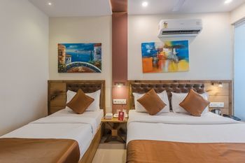 Hotel Oyo 8490 Grandeur Mumbai
