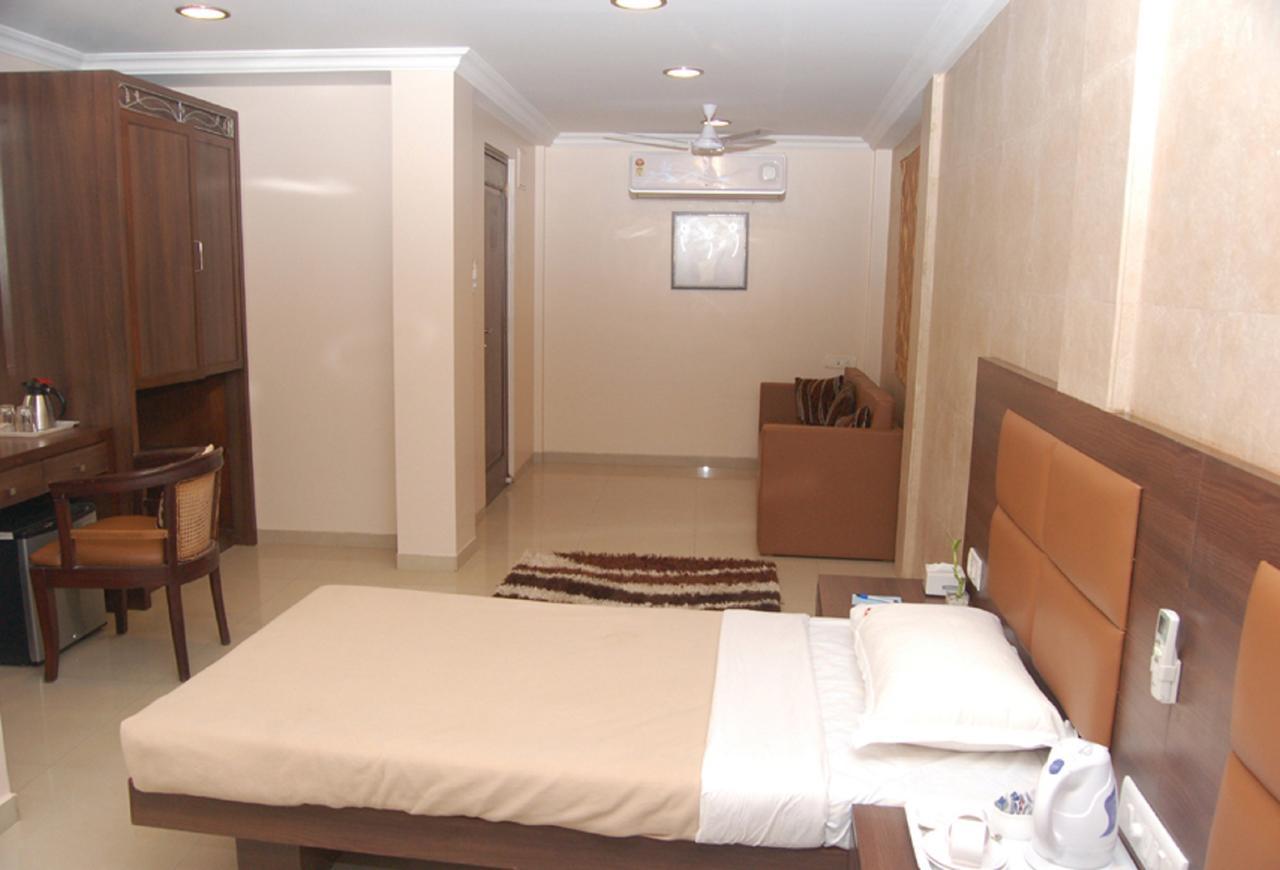 Hotel Haredia 3*