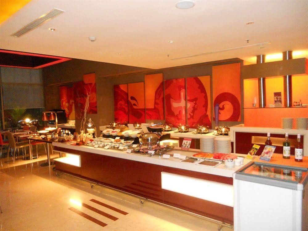 Ibis Airport - An Accor Brand 3* Bombaim