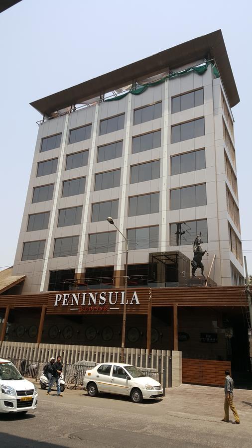 Peninsula Redpine Hotel 3*