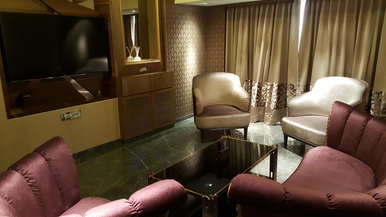 Peninsula Redpine Hotel 3*