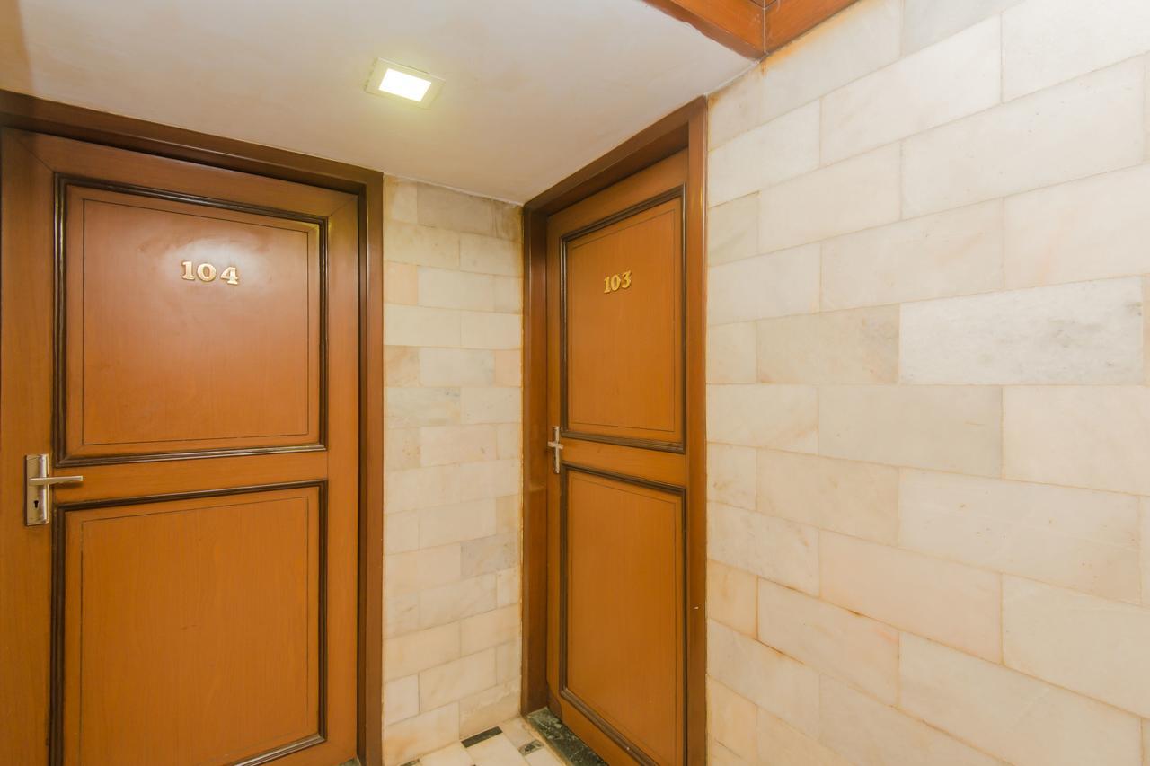 Oyo 18502 Flagship Sahar International Hotel 3*