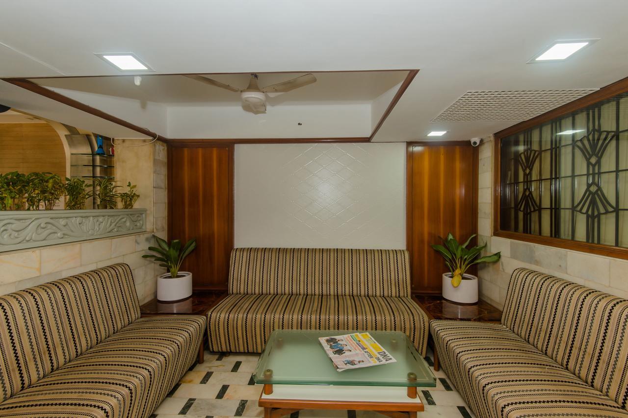 Oyo 18502 Flagship Sahar International Hotel