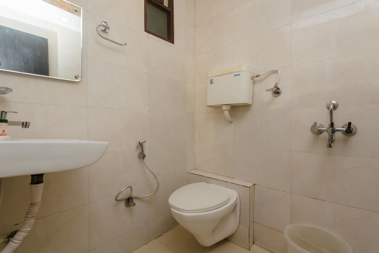 Oyo 10103 Aviva Hotel Mumbai