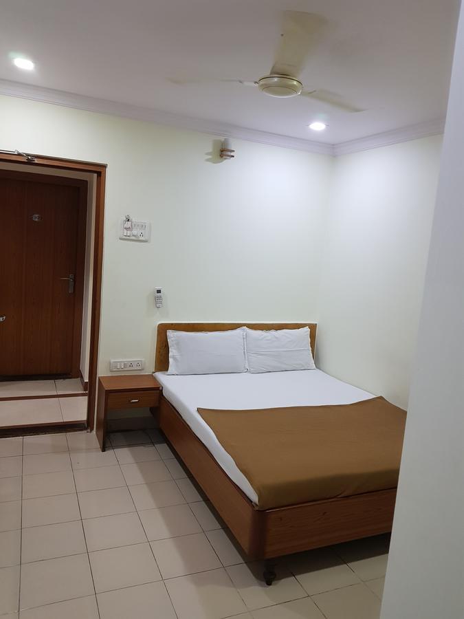Super Hotel Mumbai