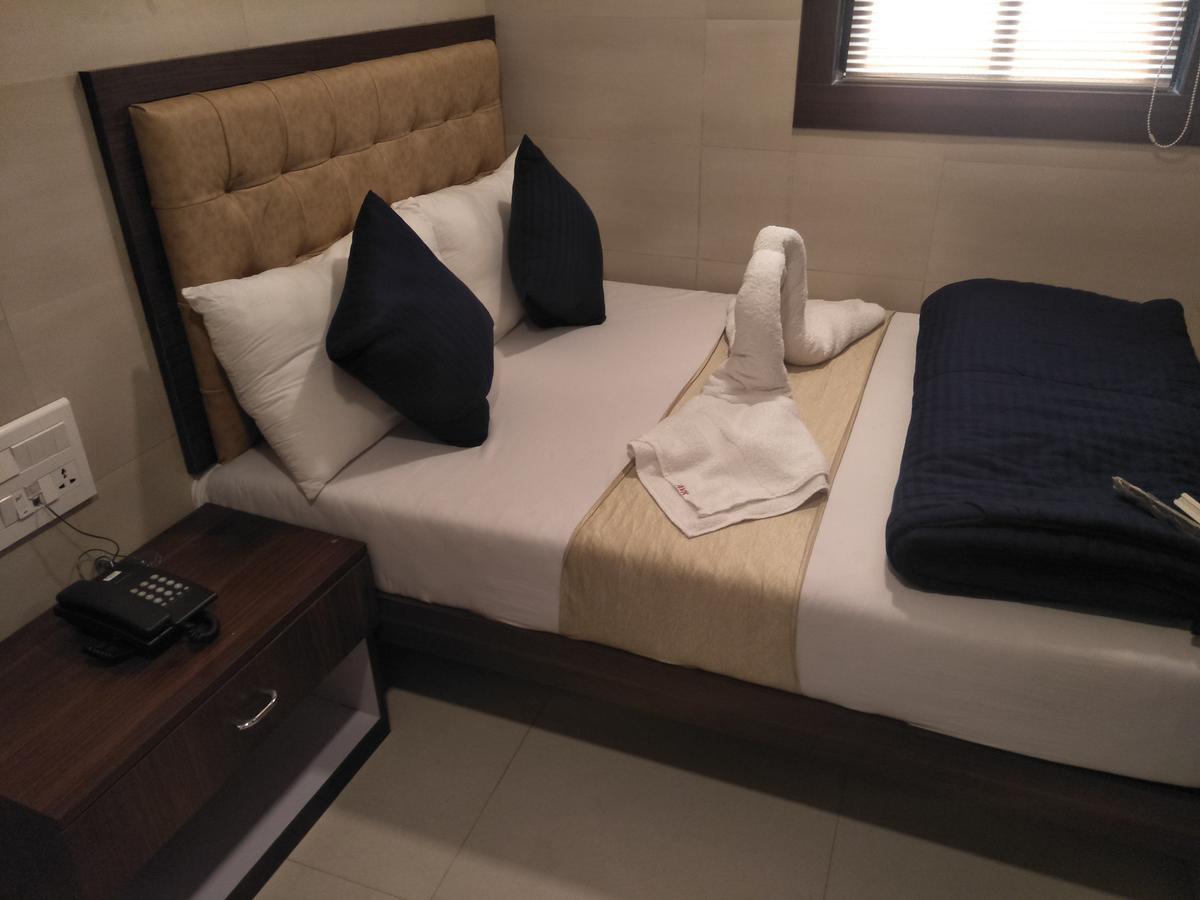 Hotel Avenue Residency 2*