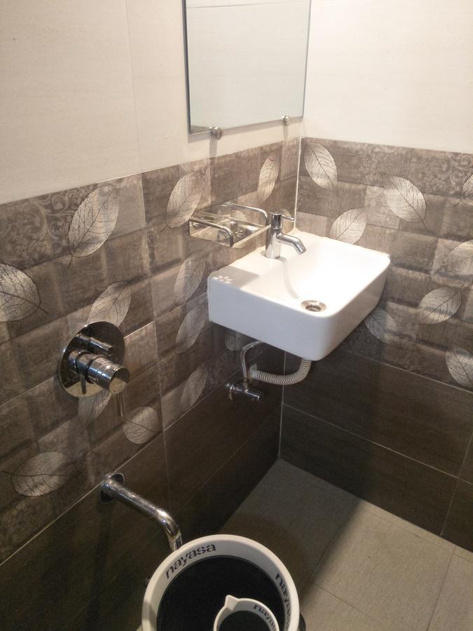 Hotel Avenue Residency Mumbai