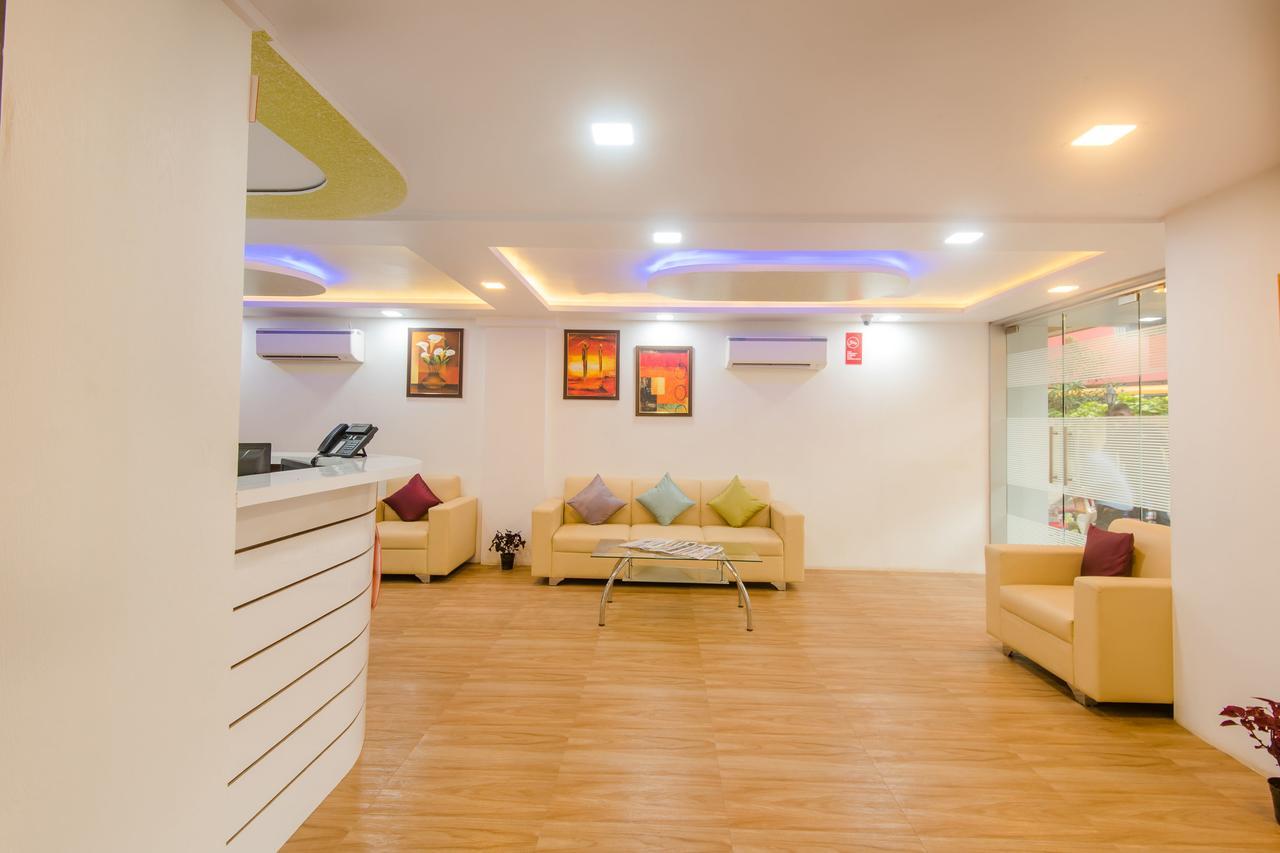 Oyo 9326 Om Sai Residency 3* Mumbai