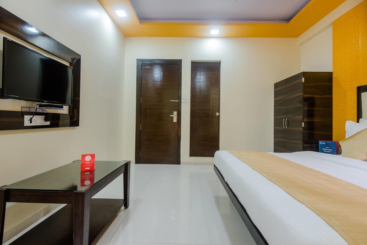 Oyo 9326 Om Sai Residency Mumbai