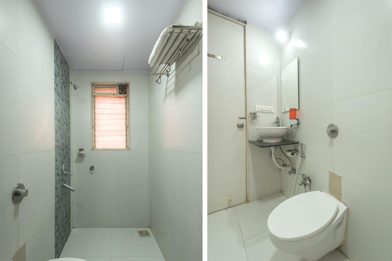 Oyo 9326 Om Sai Residency 3*
