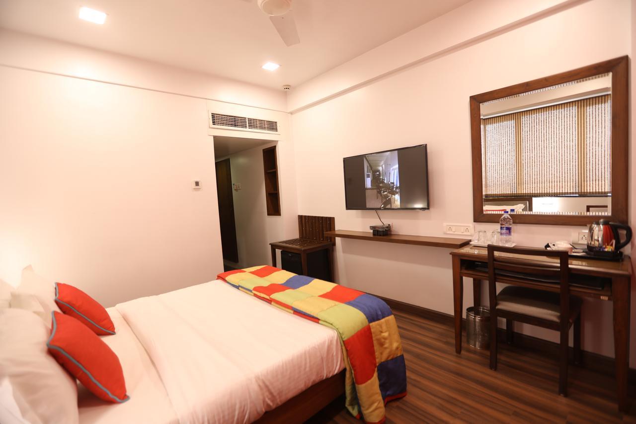 Citizen 3* Mumbai