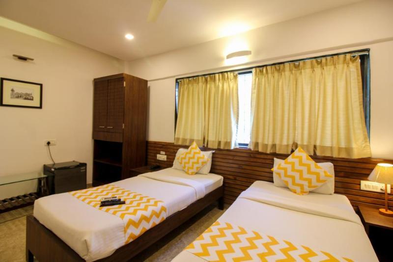 Oyo 3762 Swamini Niwas Hotel 3*