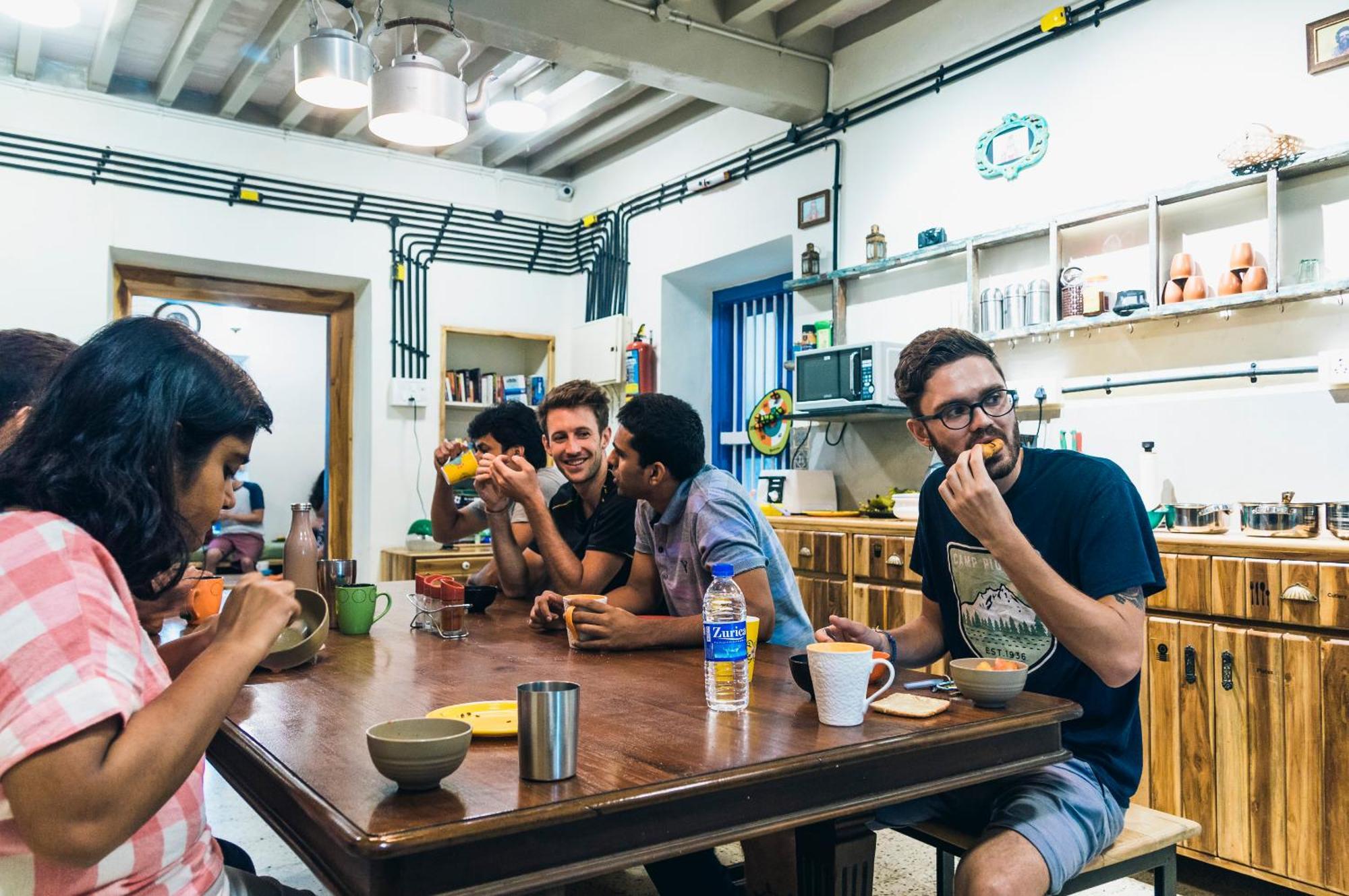 Horn Ok Please Hostel Mumbai