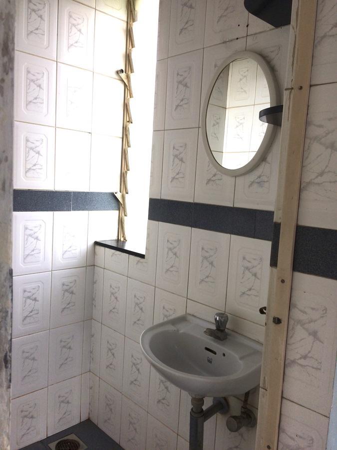 Hostel Modern Hindu *