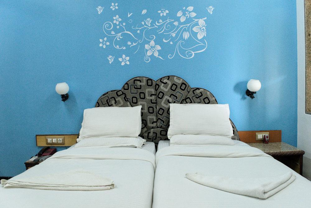 Imperial Executive, Andheri Hotel