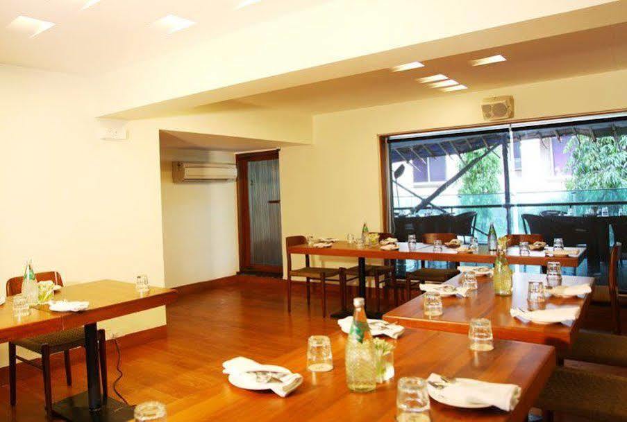 Hotel Bloom - Juhu 4*