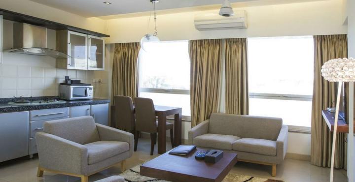 Landmark Apartment *