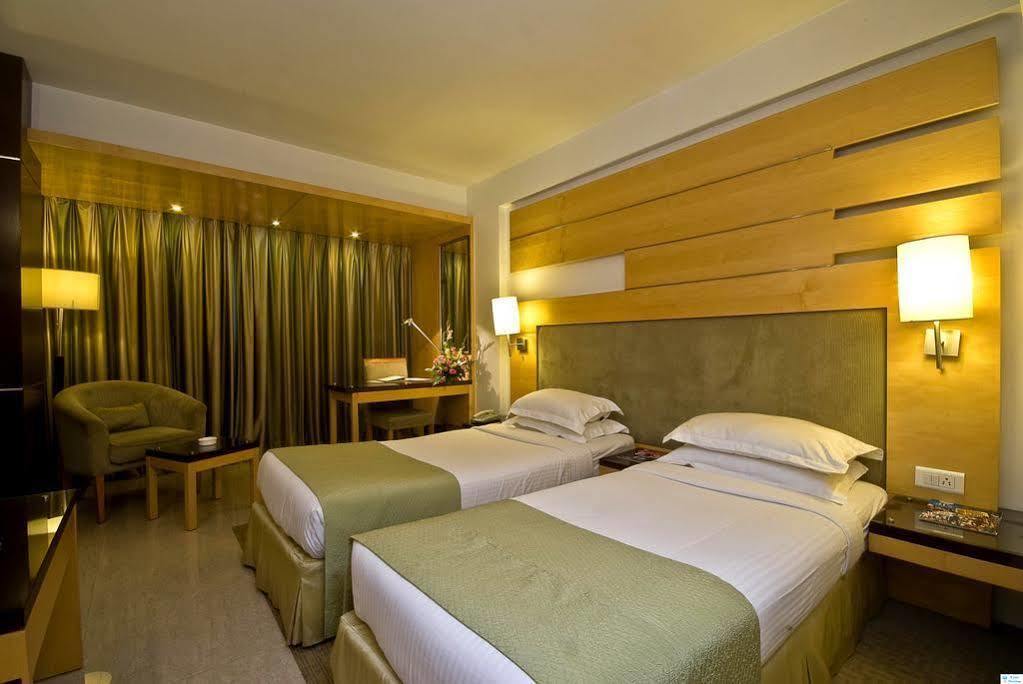 Hotel Peninsula Grand Bombaim