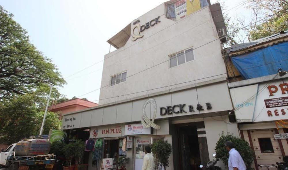 Q Deck Hotel Bombaim