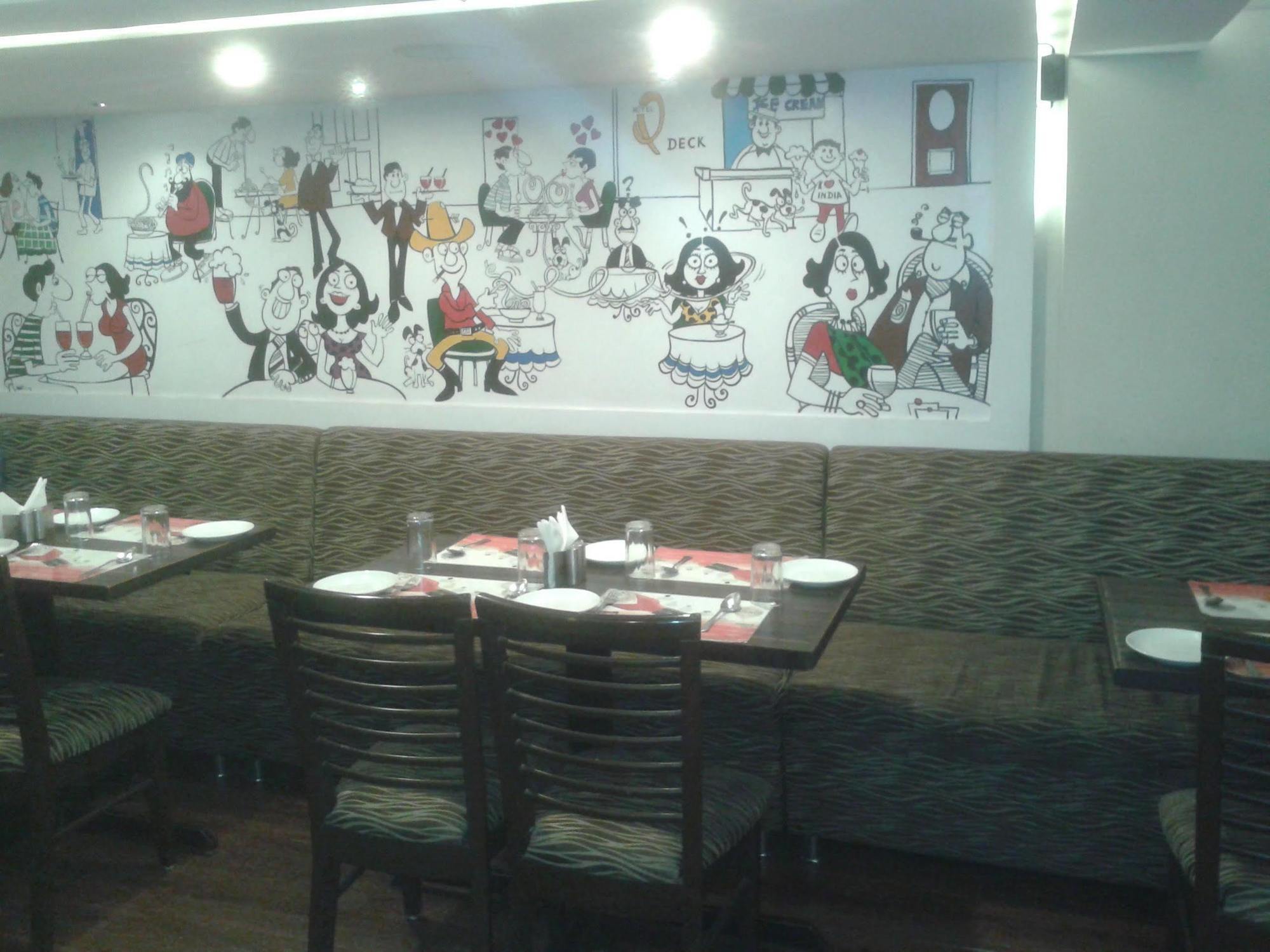 Hotel Q Deck Bombaim