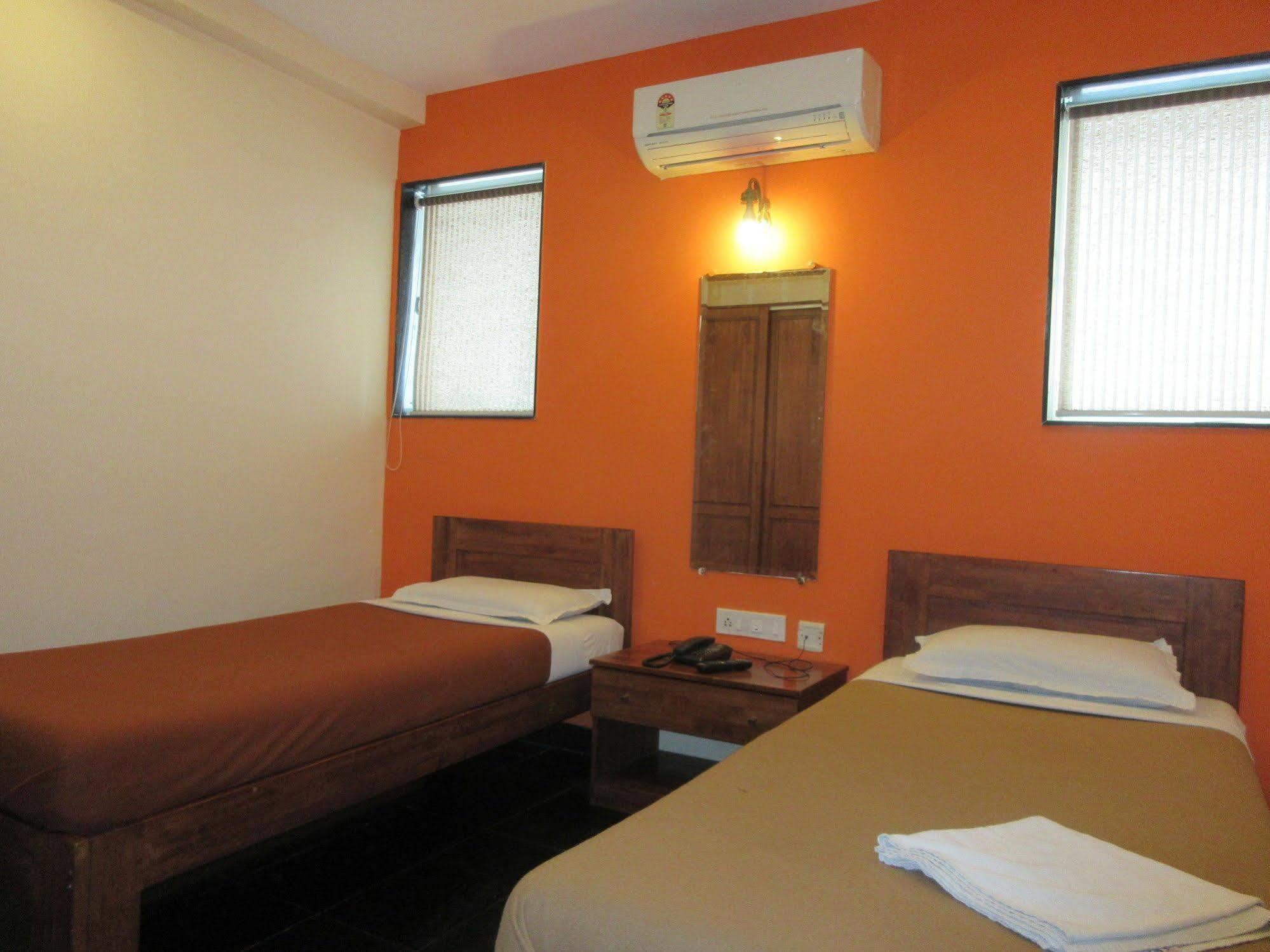 Hotel Q Deck Bombaim