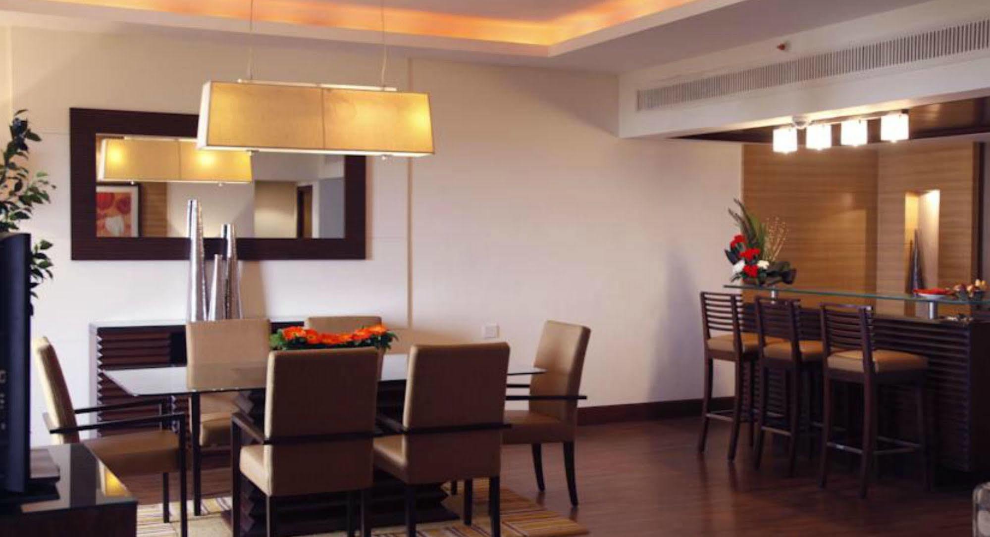 The Retreat & Convention Centre 5*
